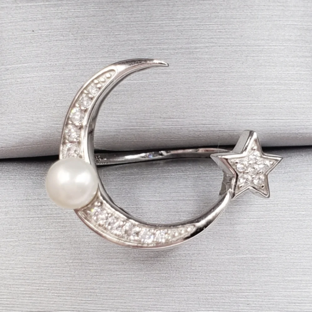 White Diamond Simulants & Pearl 925 Sterling Silver Moon & Star Ring